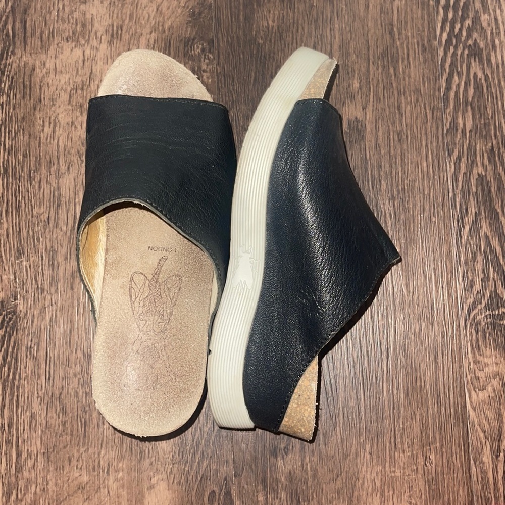 Fly London slip on 36